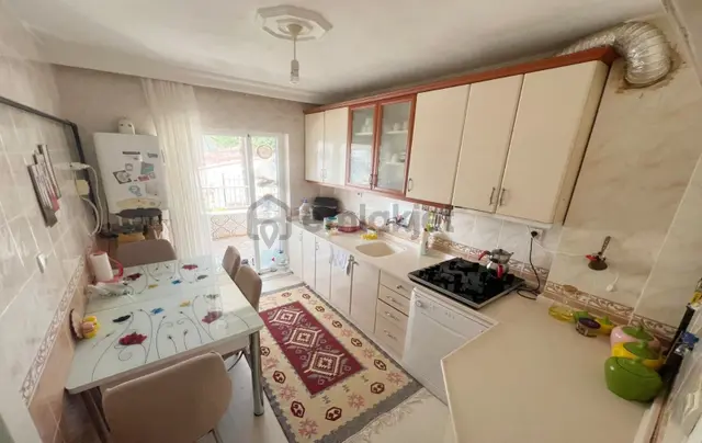 Ufuktepe Mahallesi'nde Teras Balkonlu 2+1 Daire! 3