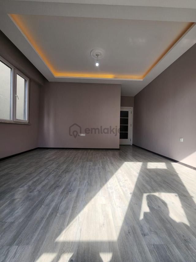 Çekmeköy Ekşioğlu Mahalesinde Satılık Lüks Daire 3