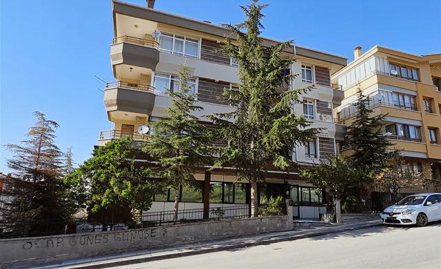 Seyran'ın Gözdesi Full Yapılı Bahçe Kullanımlı Lüks Ofis 3