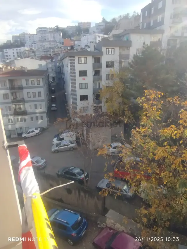 Namazgah Mahallesinde Kombili Temiz Satılık Daire 5