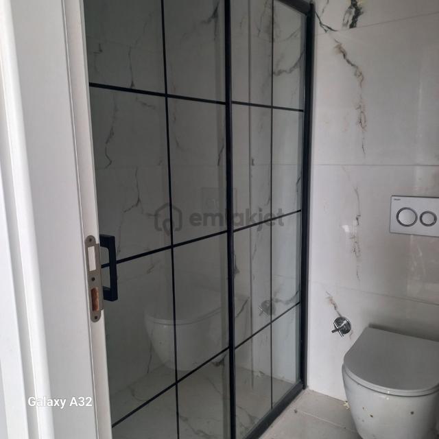 Fatıh Mah Saglık Ocağı Yanı 2+1 Ebeveyn Bânyolu 105 M² Satılık Daire 4