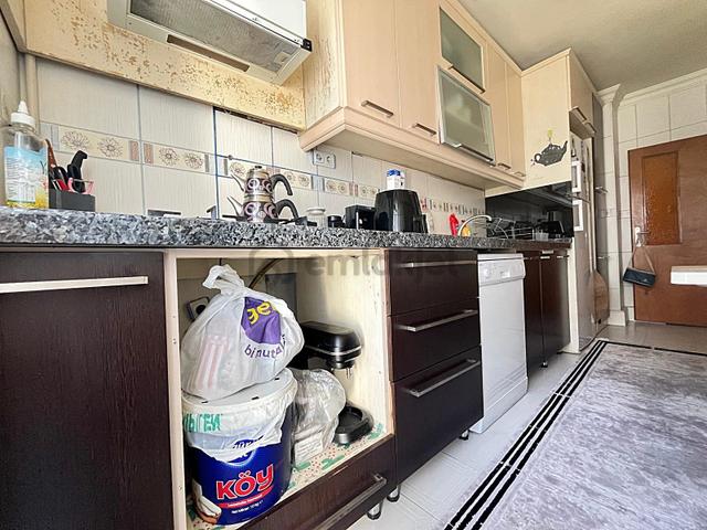Burç Mahallesinde 3+1 Ara Katta Hazır Kiracılı Şok Fiyatlı Daire*** 4
