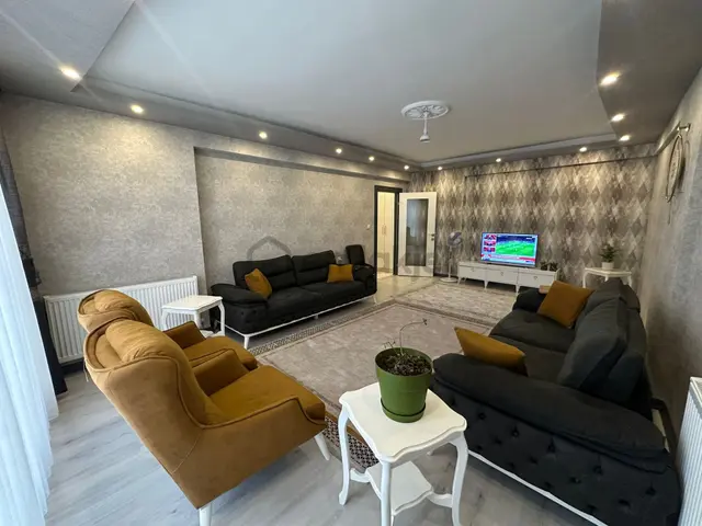 Başpınar'da Full Yapılı Çok Katlı Binada 3+1 2.katta Satılık Daire !! 4
