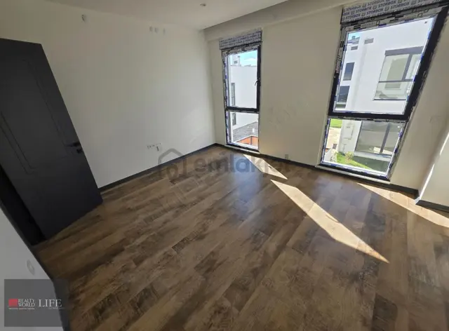 Rw Lıfe// Yaşamkent Mahallesi Site İçi Havuzlu 4+1 Satılık Villa 3