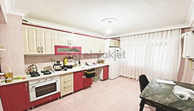 Atapark Mahallesi'nde Asansörlü Binada 3+1 Daire! 1