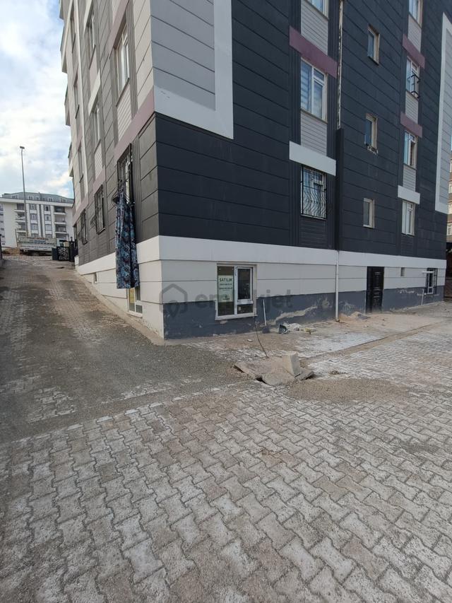 Babacandan Batıkent'te Uygun Fiyatlı 2+1 Giriş Kat Daire 3