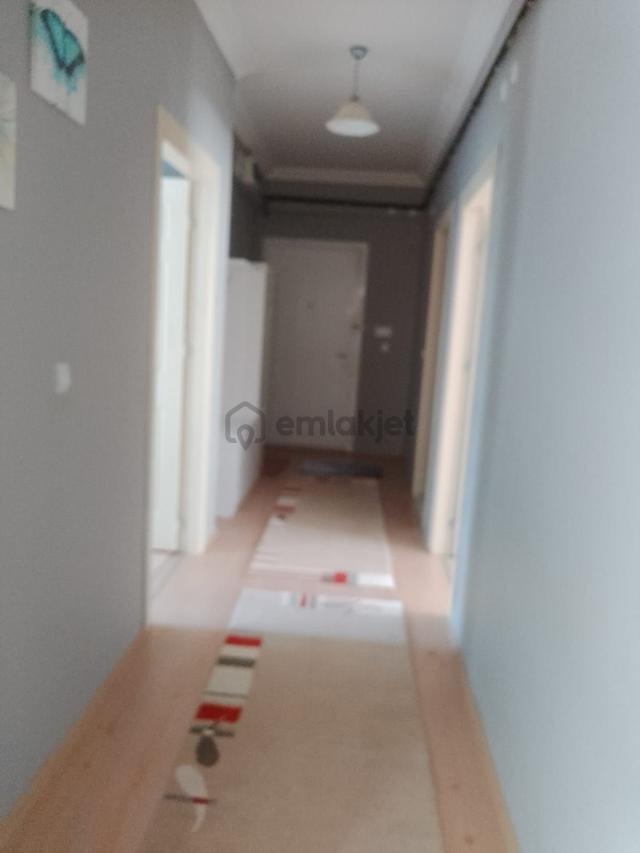Sahibinden Yaka Pide Arkası Eşyalı 2+1 4