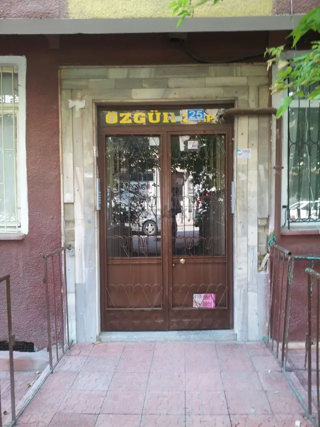 Karaca'dan Şehir Merkezinde Yatırımlık 3+1 Bakımlı Daire 3