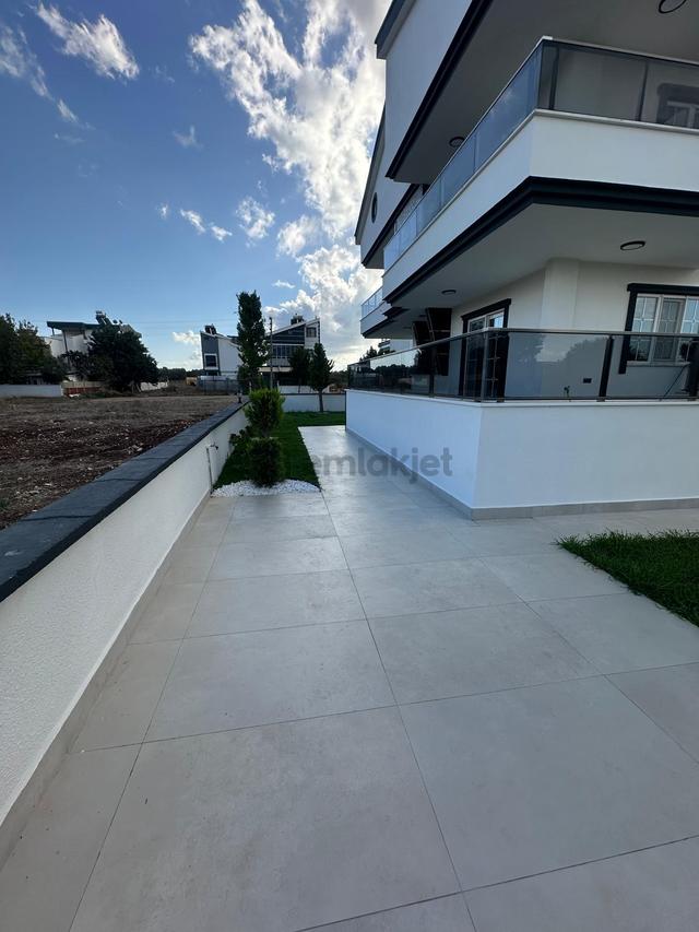 Didim Yeşilkent Te 5+1 Ayrı Mutfak Villa 4