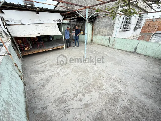 Seyhan Narlıca Mah. Satılık 3 Katlı Müstakil Ev 3