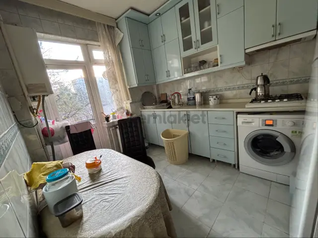 A L C Den Salon Bagımsız Metro Yakını Ara Katta 3+1 Satılık 5