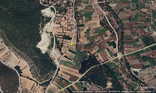 Balıkesir Bigadiç Yolbaşı Mah. Yola Sıfır Satılık Tarla 2