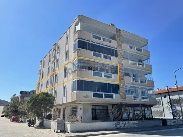 Denize Sıfır Panaromik Boğaz Manzaralı Satılık 3+1 Daire 3