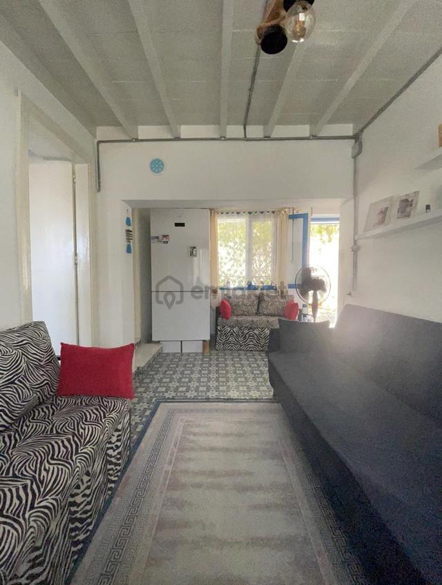 Ayvada'dan Ayvalık Merkez'de Köşe Konumlu 2 Katlı 3+1 Taş Rum Evi 5