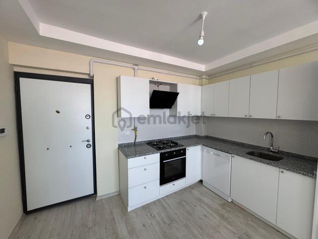 Altın Emlak Giresun'dan Teyyaredüzünde Yatırımlık Sıfır 1+1/2+1 Eşyalı Satılık 4