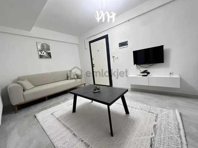 Zeytinköy'de Satılık 1+1 Eşyalı Apart 4