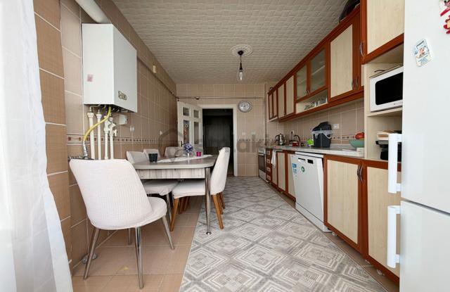 Atapark Mahallesi'nde Cadde Üzeri Manzaralı 3+1 Daire! 3