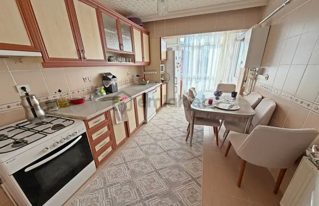 Atapark Mahallesi'nde Cadde Üzeri Manzaralı 3+1 Daire! 1