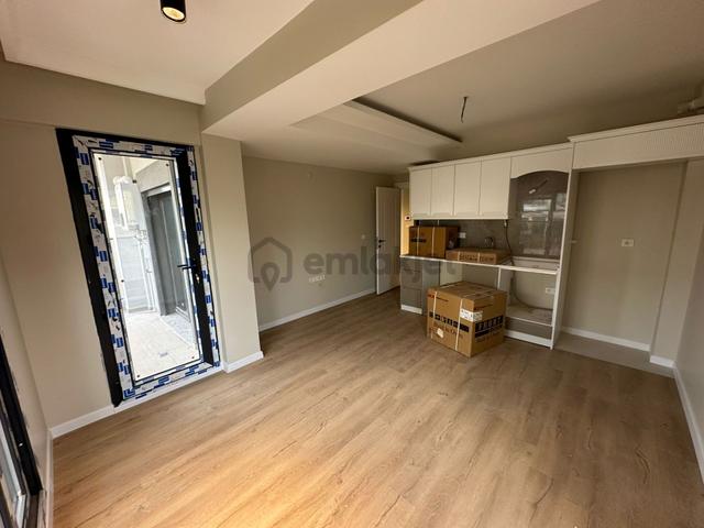 Güneş'ten Vali Rahmi Bey Karşısı 2+1 70m 2.kat Asansör O.park Balkon 3