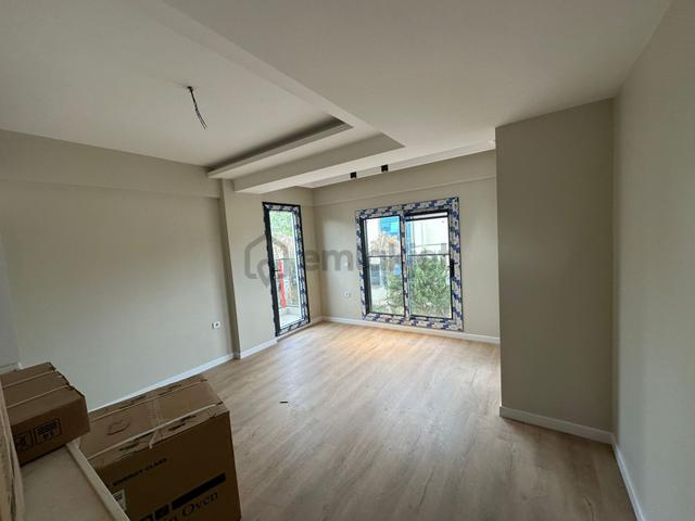 Güneş'ten Vali Rahmi Bey Karşısı 2+1 70m 2.kat Asansör O.park Balkon 4