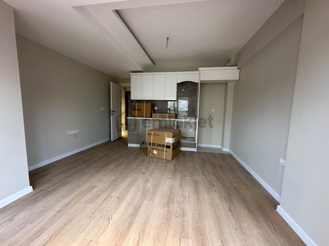 Güneş'ten Vali Rahmi Bey Karşısı 2+1 70m 2.kat Asansör O.park Balkon 5