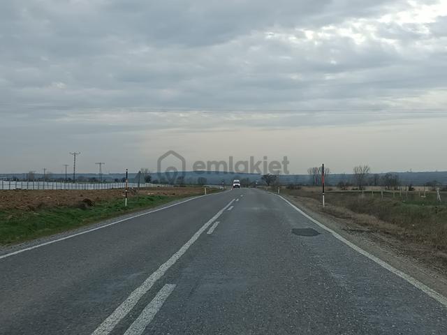 Çakıllı Evrenli Asfal Üzeri Yeni Sanayi Hattı Üzerinde Satılık Parseller 3