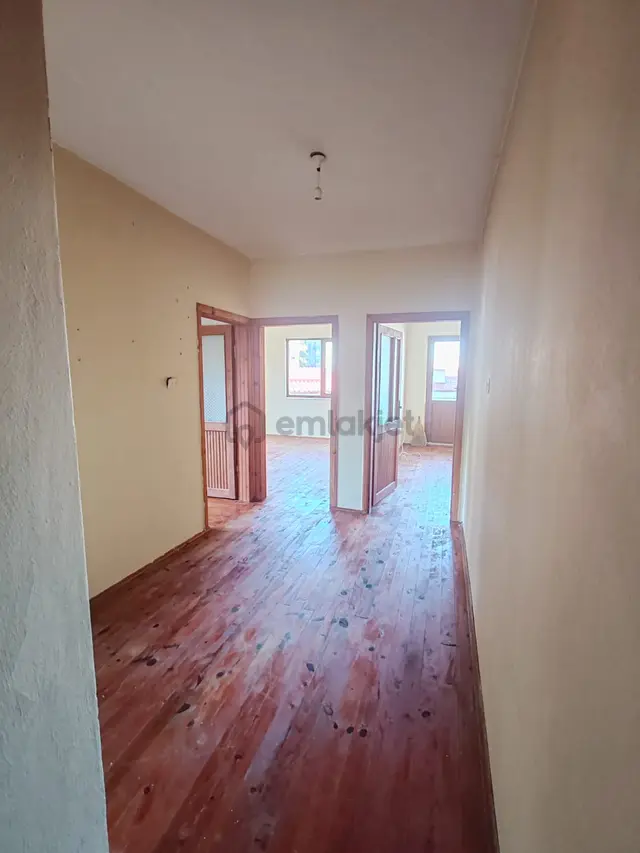 Altın Emlak Giresun'dan Çıtlakkale'de Valiliğe Yakın 110m2 Sobalı 3+1 Kiralık Daire 5
