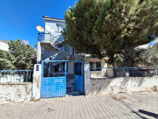 Çiğli Kaklıç Mahallesi Satılık 3 Katlı Bina - 3 Adet 3+1 Daire 5