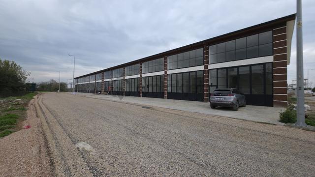 Çevre Yolunda,prestijli Konumu,tabela Etkisi Güçlü Sanayi Dükkanları 2