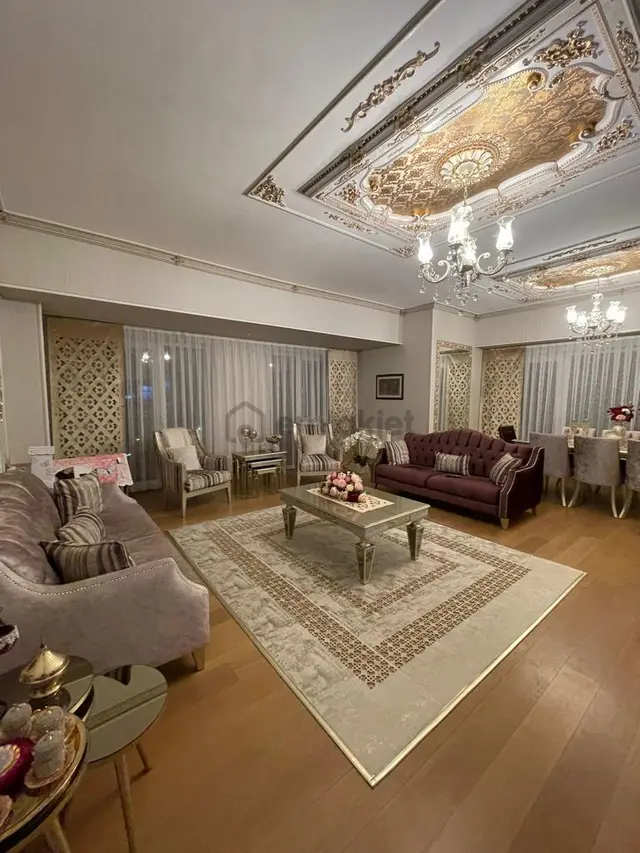 Viaport Venezia Konutlarında İçi Özel Yapılı 4+1 Luks Daire 3