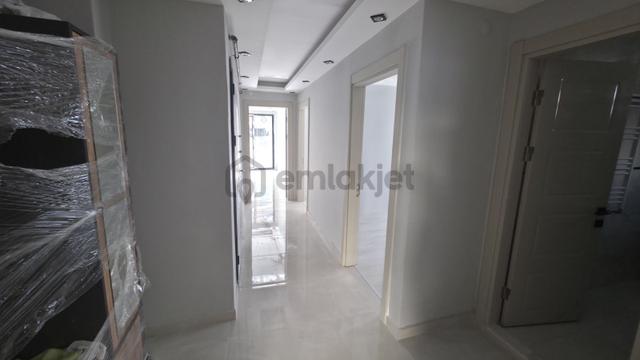 Özel Okullar Bölgesi Yakını Sıfır Satılık 3+1 Daire 4