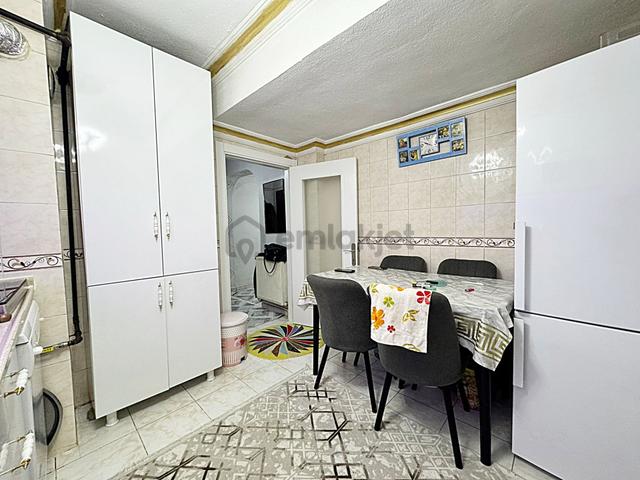 Keçiören Atapark Cad Üzerinde Giriş Altı Daire Kök Tapu Daire 5
