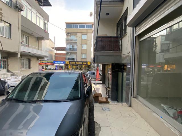 Acill Buca Atatürk Mah.de Hoca Ahmet Yesevi Caddesi Dibinde 140m2 Kullanım Alanlı Satılık Dükkan 1