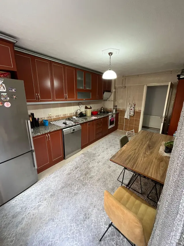 🏡ege Mahallesi🏡 ✅3+1 M2 140m2 5 Katlının 3 Katı ❇️özelikli Petek Kombili Araka 4