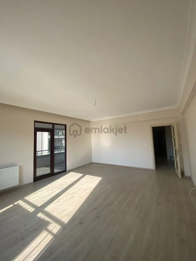 Artı'dan Özlüce Bulvara Cephe Geniş 3+1 Kiralık Daire 3