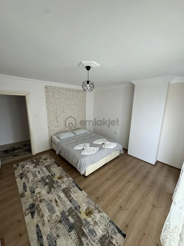 Tokat Merkezde 1+1 Daire Avm Ve Hastaneye Yürüme Mesafesinde 4