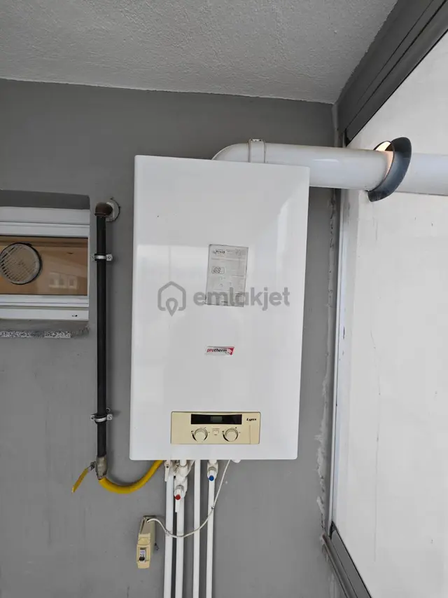 🏡muradiye Mahallesi Karali Bölgesi 🏡 Site İçi ✅2+1 80 M2 3 Katlının 2 Katı 5