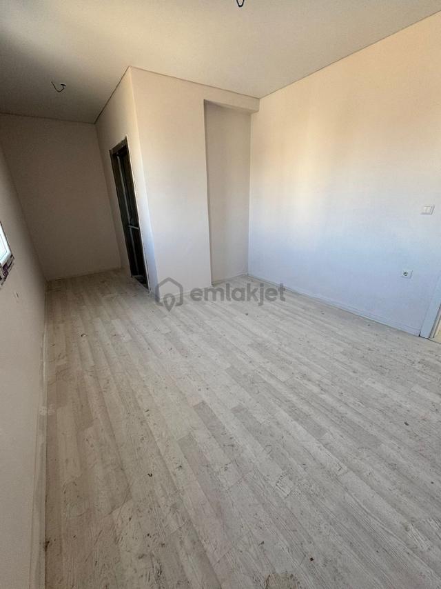 Satılık Boynu Yogunda2+1 3