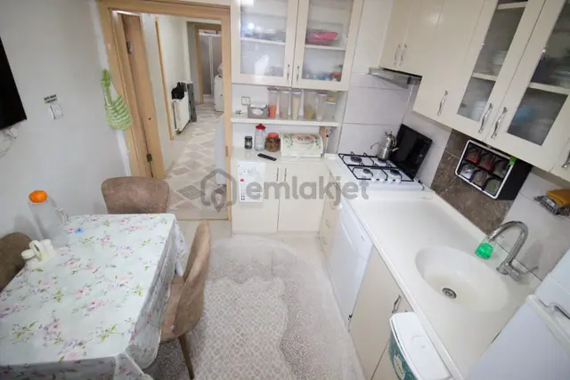 Hemdem Gayrimenkulden Piyade'de Ana Cadde Yanı 2+1 Satılık Daire 4