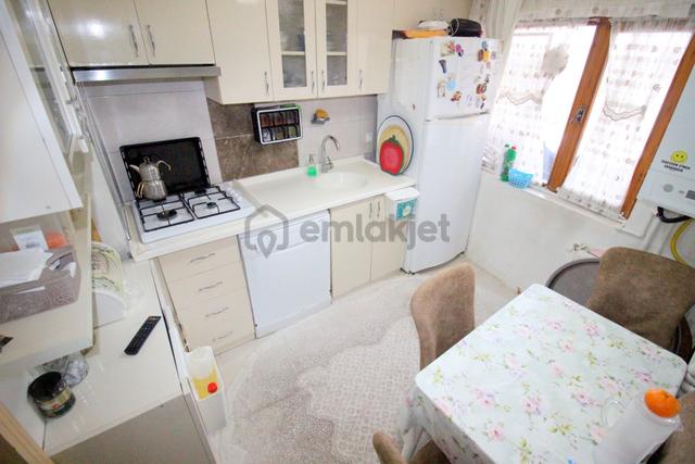 Hemdem Gayrimenkulden Piyade'de Ana Cadde Yanı 2+1 Satılık Daire 3