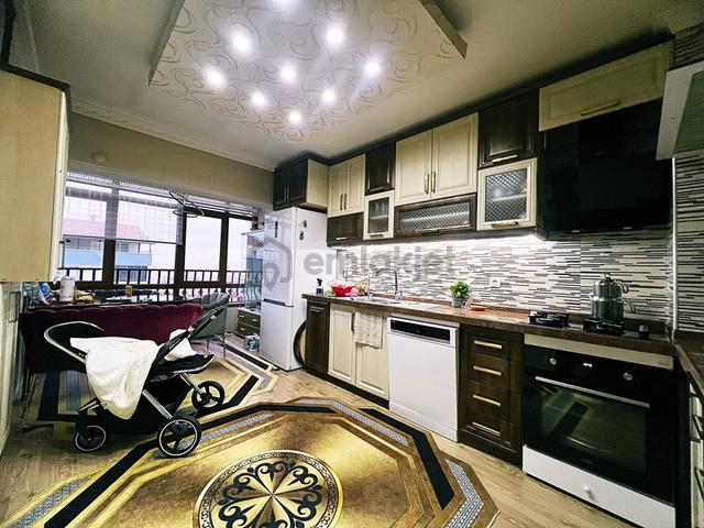 Burç Ve Pamuklar Sınırı Kızılcahamam Cadde Üstü Ful Yapılı 5+1 3