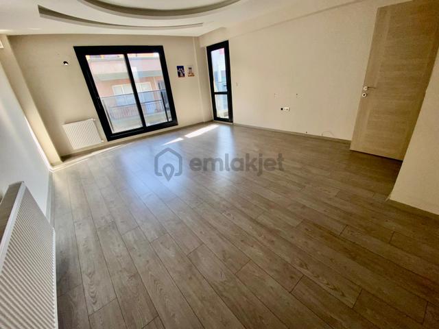 Arga' Dan Buca Çevik Bir'de 3+1 Teraslı Satılık Dubleks Daire. Arga' Dan Buca Çevik Bir'de 3+1 Teraslı Satılık Dubleks Daire.
