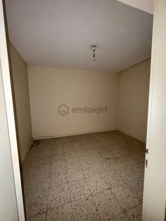 Yüreğir Başkent Hastanesi Civarı Kiralık 2+1 Daire 3