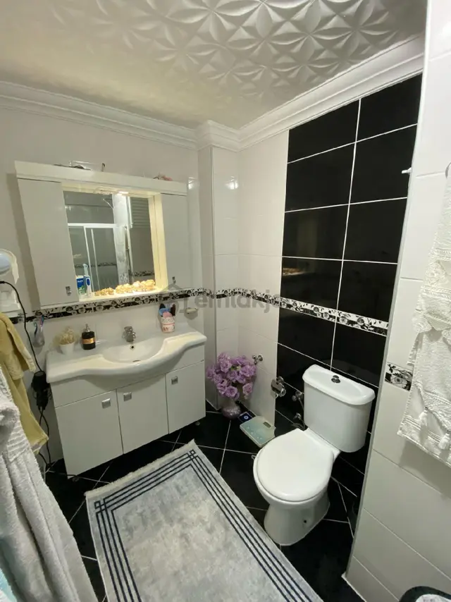 Didim Satılık 3+1.arakat Cam Balkon Güzel Bir Daire 5