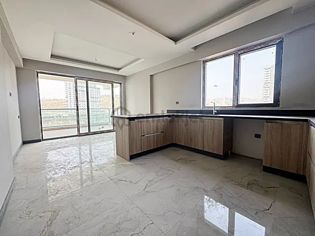 Keçiören Ovacıkta Site İçinde 5.5+1 200m2 4.katta Sıfır Bina Daire 3