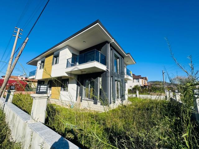 🏡 Ortaca Dikmekavak’ta Sarıgerme Yolu Üzerinde 3+1 Galeri Tipi Villa 🏡 Ortaca Dikmekavak’ta Sarıgerme Yolu Üzerinde 3+1 Galeri Tipi Villa