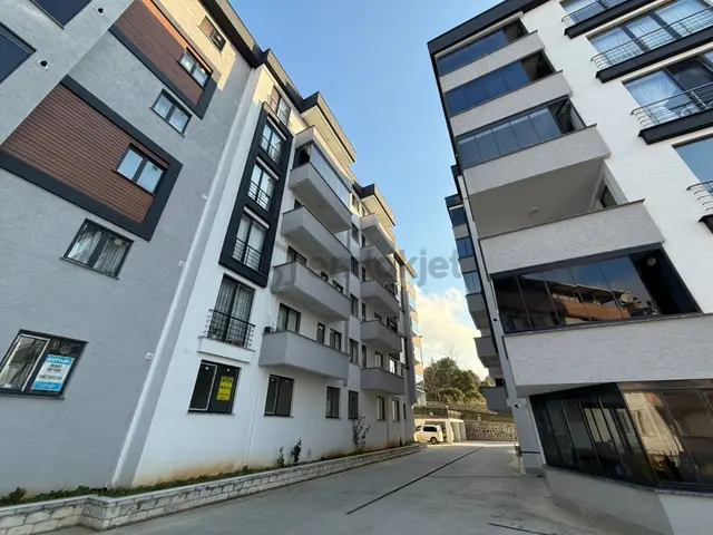 Trabzon 1 Nolu Bostancı Hasan Çavuş Sitesi Sıfır Satılık Konut 3