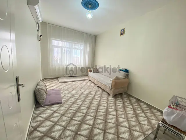 Makro Life Gayrimenkul ' Den 5 Nisan Mahallesinde Satılık Teraslı 2+1 Daire !!! 4