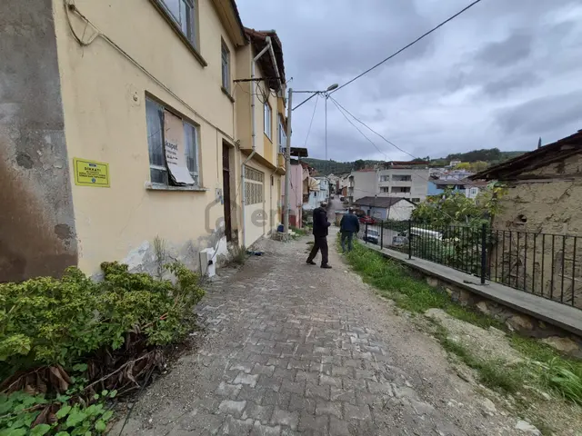 C21 Cius; Engücük'te Doğalgaz-elektrik-su Abonelikli Köy Evi 5