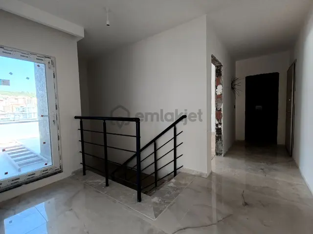 Çelebioğlu'ndan Modern Tasarımlı Cadde Üstü 5+1 Lüx Üst Dublex 4